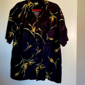 Tommy Bahama Mens short sleeve shirt